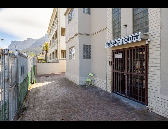 1 BEDROOM APARTMENT FOR SALE IN MOWBRAY